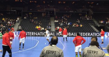 صور .. إحماء منتخب مصر لكرة اليد قبل مواجهة المجر فى كأس العالم  