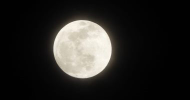 قارئ من الغربية يشارك اليوم السابع بصور للقمر قبيل ساعات من خسوفه