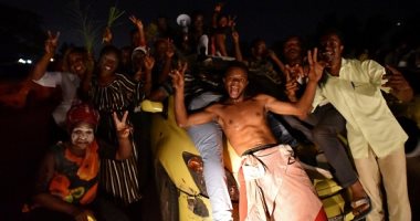 صور.. أنصار رئيس الكونغو الديمقراطية الجديد يحتفلون بالشوارع