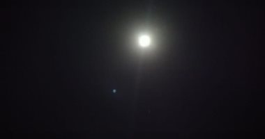 قارئ من كفر الشيخ يشارك اليوم السابع صور القمر قبيل خسوفة