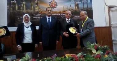افتتاح المؤتمر الثانى عشر لعلوم الإسكندرية بعنوان  "البترول وآفاق التنمية"