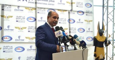 وزير الطيران المدنى يعلن تخفيض 50% من رسوم شحن جثامين المصريين فى الخارج