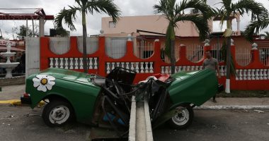 صور.. إعصار شديد يتسبب فى أثار كارثية بالعاصمة الكوبية هافانا