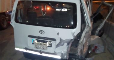 إصابة 3 أشخاص إثر حادث تصادم سيارتين على "صحراوى أطفيح"