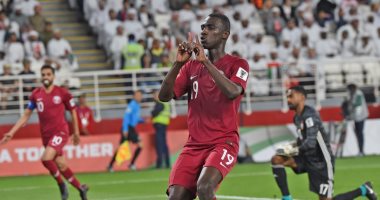 قطر تتقدم بهدفين على الإمارات فى الشوط الاول بنصف نهائى كأس آسيا.. فيديو 
