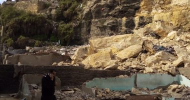 محافظة القاهرة تخلى 13 عقارا يضم 82 أسرة بمحيط انهيار صخرة منشأة ناصر 