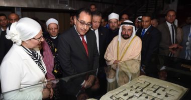 رئيس الوزراء وحاكم الشارقة يفتتحان دار الكتب بباب الخلق بعد ترميمه