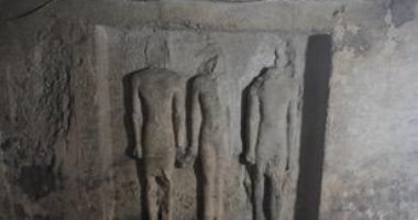 صور.. تفاصيل العثور على مقبرة عقب تنقيب مواطن عن الآثار قرب الأهرامات