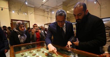 وزير الآثار يفتتح معرض حفائر البعثة الفرنسية الإيطالية بالمتحف المصرى