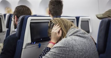 لماذا تتأثر الأذن أحيانا أثناء ركوب الطائرة وكيف تتخلص من هذه المشكلة