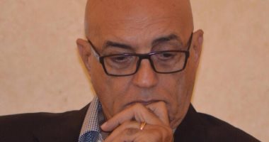 محمد سلماوى: تخصيص جائزة نجيب محفوظ للعرب "تشتيت" 