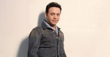 الخميس..مصطفى قمر يطرح أول أغنيات ألبوم جديد بعنوان "س من الناس"
