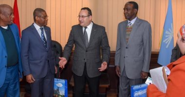 محافظ الإسكندرية يستقبل سفير غينيا لتوطيد العلاقات بين البلدين