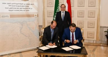 وزير البترول يشهد توقيع عقد تعاون بين الشركة العربية لأنابيب البترول و"أرامكو" السعودية