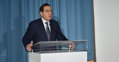 وزير البترول: 5 شركات للتنقيب عن النفط والغاز فى غرب المتوسط مطلع 2021