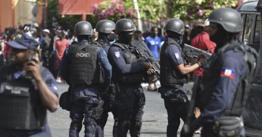 شرطة هاييتى تطلق الغاز المسيل للدموع على المتظاهرين ضد الرئيس