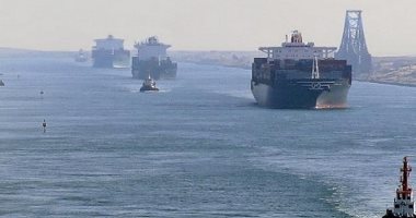 مميش: عبور 63 سفينة قناة السويس بحمولة 4.9 مليون طن