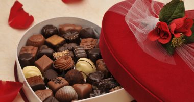 دلع جسمك.. الشيكولاتة هدية "الفلانتين" مفيدة لصحة قلبك وتشعرك بالسعادة  