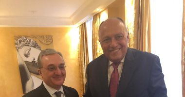 شكرى ووزير خارجية أرمينيا يبحثان تعزيز التعاون وعقد اللجنة المشتركة بالقاهرة
