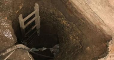 ضبط 64 قطعة أثرية في حفرة أسفل منزل مواطن بأسيوط 