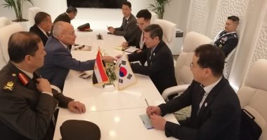 العصار يلتقى وزير دفاع كوريا الجنوبية بمستهل فعاليات "إيديكس 2019" أبوظبى