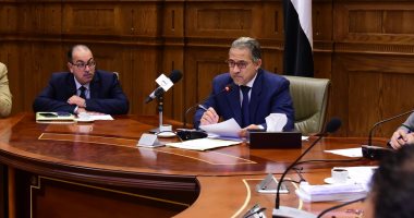 صور.. "محلية البرلمان" توصى بزيادة الاعتمادات المالية لمدينة الواسطى