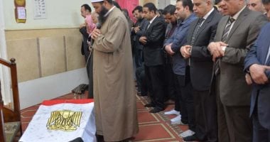محافظ الجيزة يشارك فى تشييع جثمان الشهيد "محمود أبو اليزيد" بإمبابة