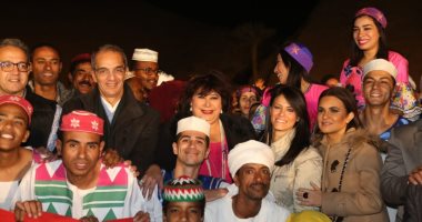وزيرة الثقافة: مهرجان أسوان الدولى للفنون صفحة مشرقة فى قصة الريادة المصرية
