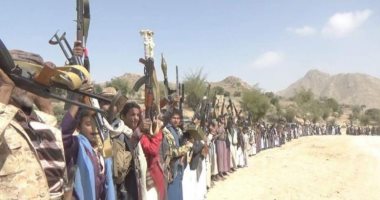قبائل ذو يحيى اليمنية توقع عشرات القتلى فى صفوف الحوثيين