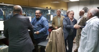 رئيس مترو الأنفاق والعضو المنتدب يتفقدان محطات الخط الثانى لمتابعة سير العمل