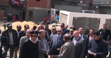 محافظ القاهرة يكلف لجنة جيولوجية بمعاينة موقع انهيار صخرة منشأة ناصر