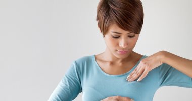 6 أسباب مختلفة هتسببلك ألم شديد فى الثدى.. منها الحمل 