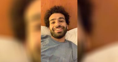 ابتسامة عريضة.. هكذا ظهر محمد صلاح بعد الفوز على واتفورد