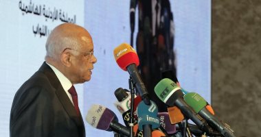 الدكتور على عبدالعال يسلم رئاسة الاتحاد البرلمانى العربى إلى رئيس النواب الأردنى