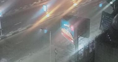 سقوط أمطار خفيفة على القاهرة والجيزة وانخفاض بدرجات الحرارة