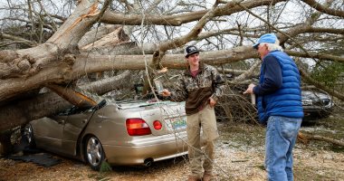 صور.. آثار كارثية بسبب إعصار عنيف ضرب ولاية ألاباما الأمريكية