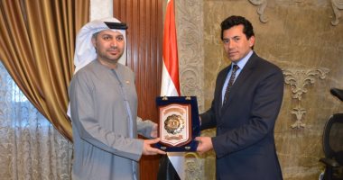 وزير الرياضة يلتقى رئيس الاتحاد الإماراتى للرياضة المدرسية 