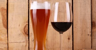 دراسة بريطانية تحذر: تناول الكحول كل ليلة يزيد خطر الإصابة بارتفاع ضغط الدم
