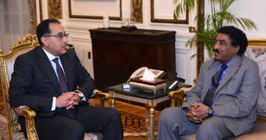رئيس الوزراء يستقبل السفير السودانى بمناسبة انتهاء فترة عمله بمصر