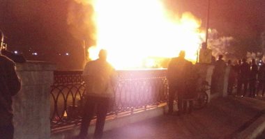 إصابة 4 أفراد من الحماية المدنية أثناء إطفاء حريق بمصنع زيوت فى أكتوبر