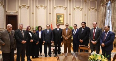 سفير تونس يهنئ السيسي لتولى مصر رئاسة الاتحاد الأفريقى بـ"أفريقية البرلمان"
