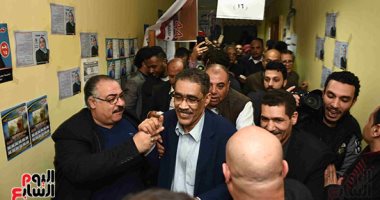 صور.. ضياء رشوان يحسم منصب نقيب الصحفيين بـ2810 صوتا مقابل 1585 لرفعت رشاد