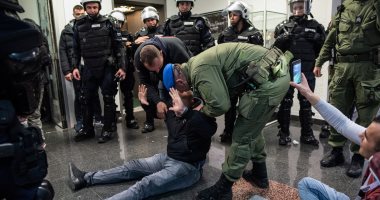 قوات فض الشغب فى صربيا تنجح فى منع متظاهرين من اقتحام التلفزيون الحكومى