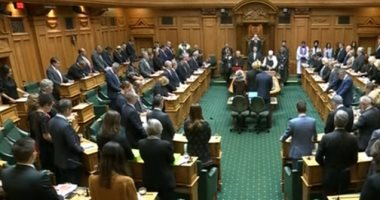 رئيس برلمان نيوزيلندا قلق من وجود "مغتصب النساء" داخل البرلمان
