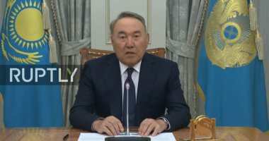 فيديو.. لحظة تنحى سلطان باييف عن رئاسة كازاخستان بعد حكم استمر 3 عقود