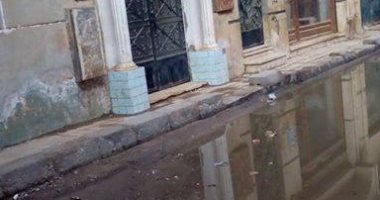 صور.. مياه الصرف تغرق الشوارع بتقسيم أباظة المريوطية فى محافظة الجيزة