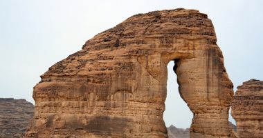 السعوديون يسعون لجذب 20 مليار دولار استثمارات لوجهة سياحية مزمعة