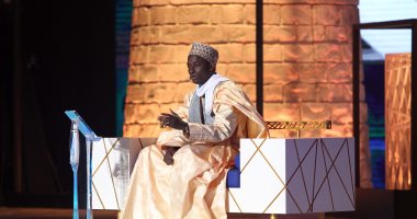 السنغالى محمد الأمين جوب يصل للحلقة ما قبل النهائية بمسابقة أمير الشعراء