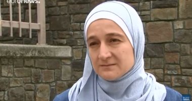 فقدت 2 من عائلتها فى مذبحة المسجدين.. لاجئة سورية: سنظل نمارس عبادتنا