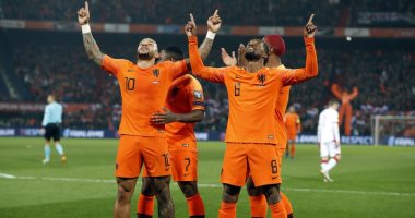 هولندا تتفوق بثنائية على روسيا البيضاء فى الشوط الأول بتصفيات يورو 2020
